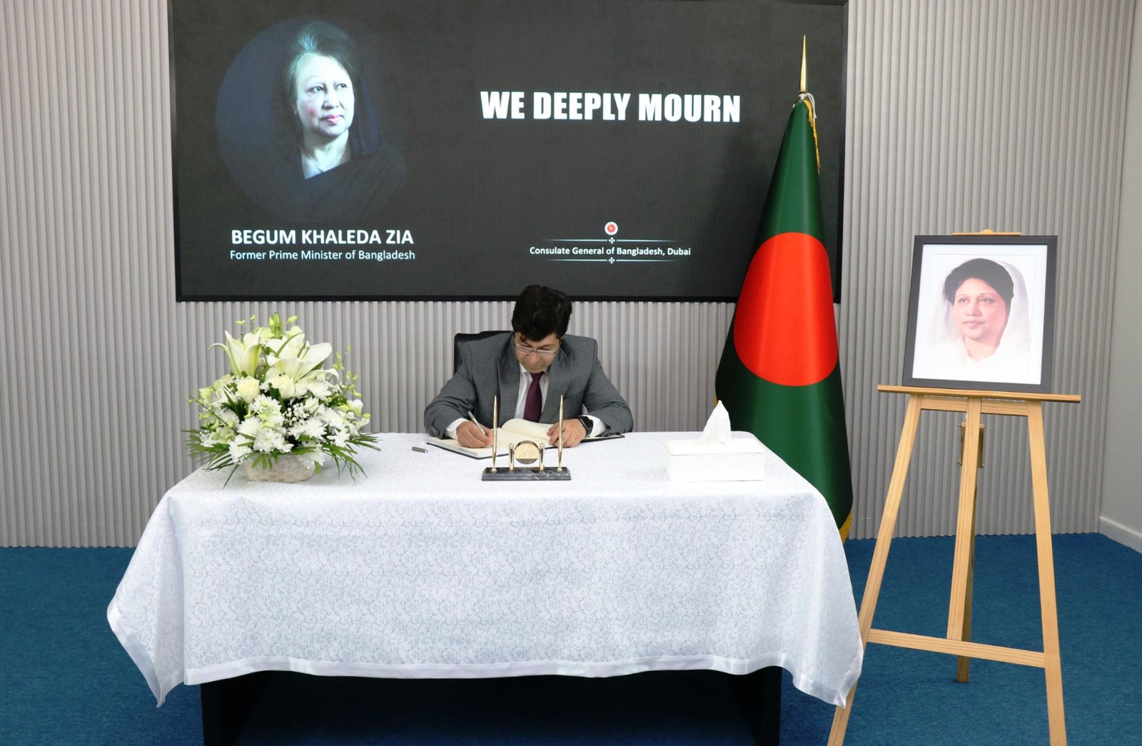 H.E. Hussain Muhammad, Consul General of Pakistan in Dubai, visited the Consulate General of Bangladesh in Dubai